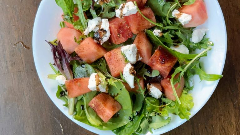 Watermelon_salad_with_goat_cheese_and_walnuts